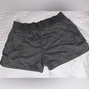 Women's XL Army Green Tencel Shorts